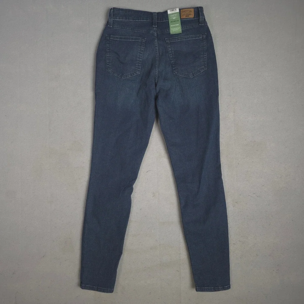 Signature Levi Strauss Mid Rise Skinny Jeans - Shaping Dark Wash - 4M W27 L30‎